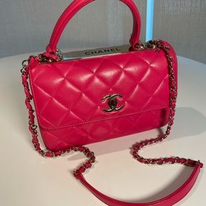 Chanel
Pink Quilted Lambskin Small Trendy CC Top Handle Flap Bag Gold Hardware,